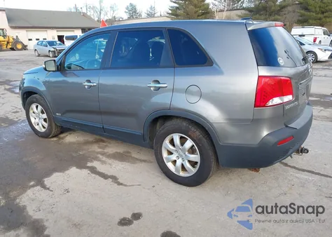 2013 Kia Sorento Lx z USA, uszkodzony, nr VIN 5XYKTDA62DG406596